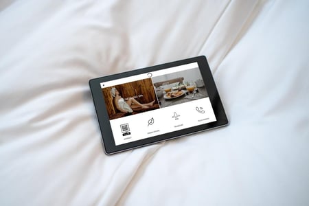 SuitePad auf Bettlaken