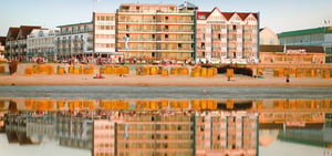 Aussenansicht vom Strandhotel Duhnen