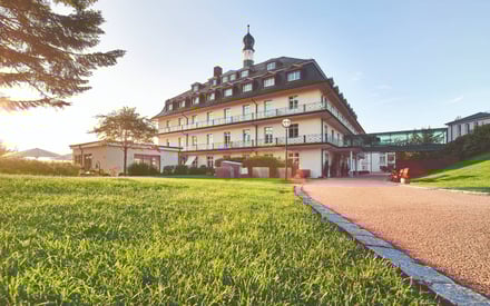 Die Max Grundig Privatklinik von außen