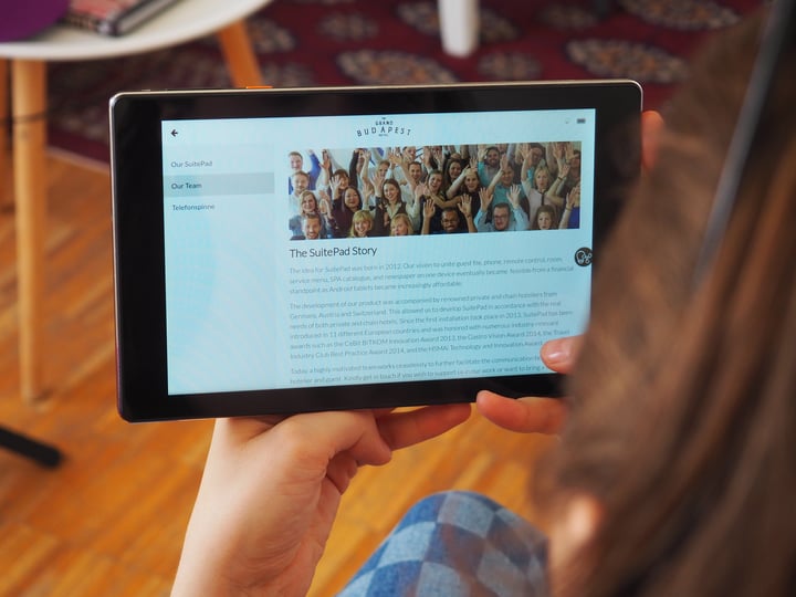 SuitePad Story Image tablet