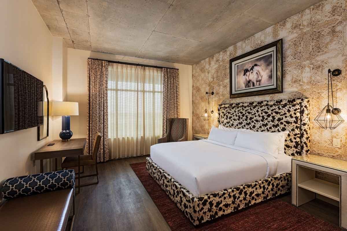 Gästezimmer im Brownwood Hotel und Spa