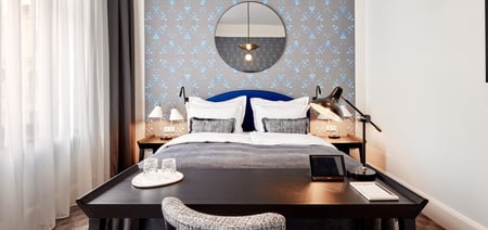 SuitePad Tablets auf den Hotelzimmern des TORTUE Hotel in Hamburg.