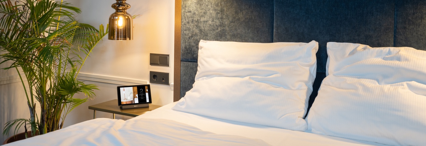 SuitePad in a hotelroom
